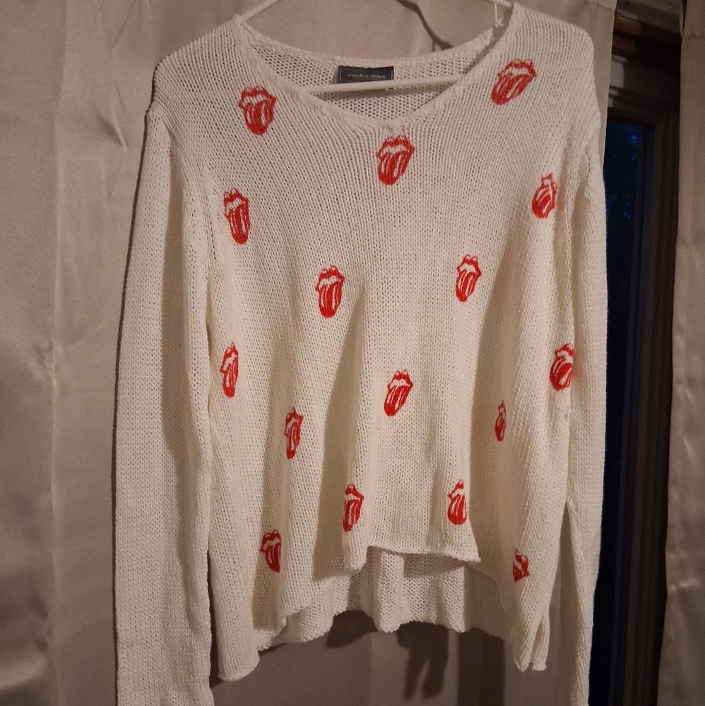 Cream Knit Sweater with "Hot Lips"
